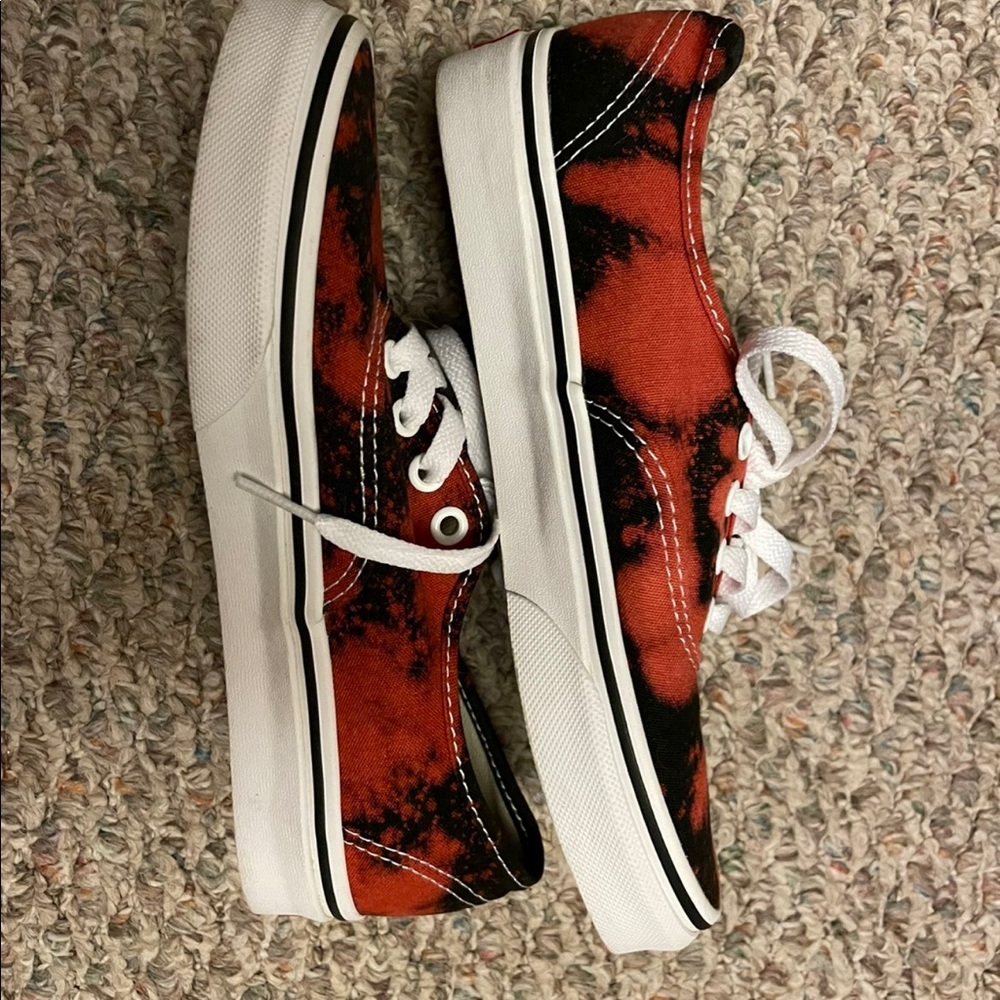 Vans - Picture 4 of 5